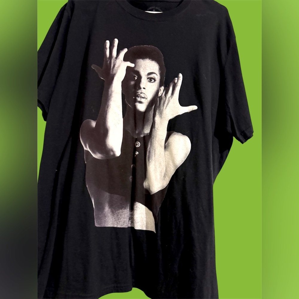 Black Graphic T-Shirt with Iconic Print